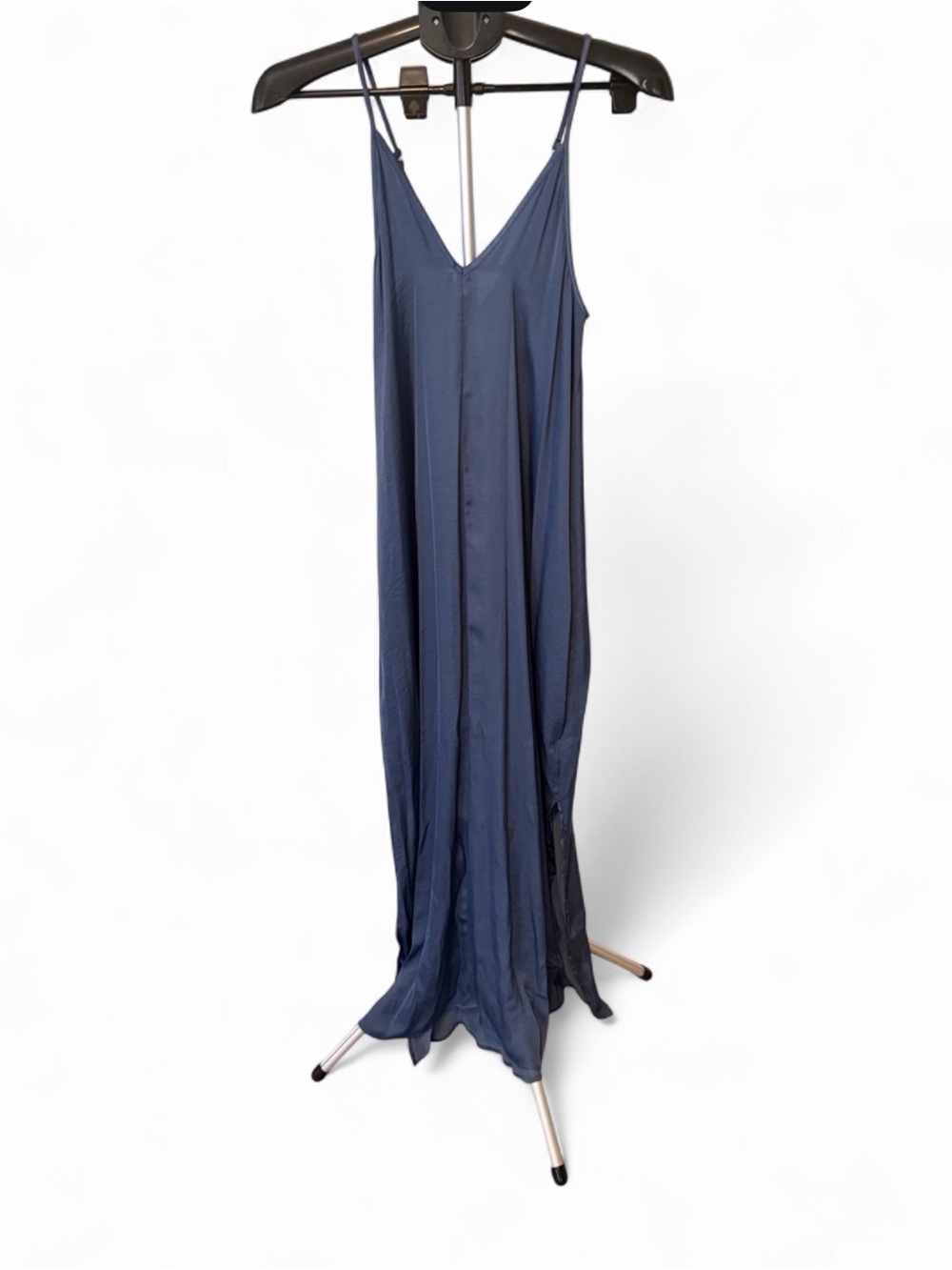 Women’s Van Winkle & Co. blue maxi dress in a S #maxidress #formal